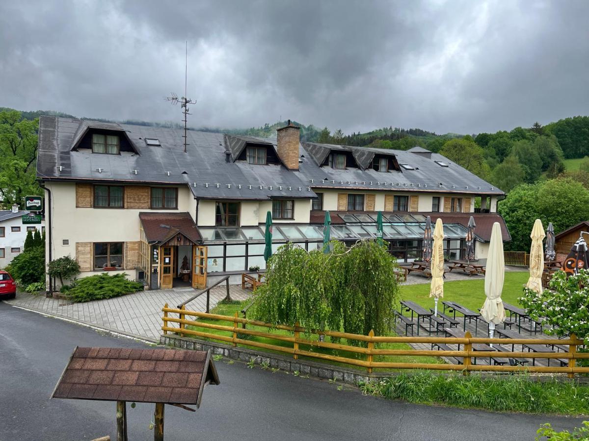 Hotel Stary Mlyn Jeseník Dış mekan fotoğraf